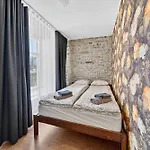 Old Town Luxury 2 Bedroom 65 M2 On 3rd Floor Appartement *