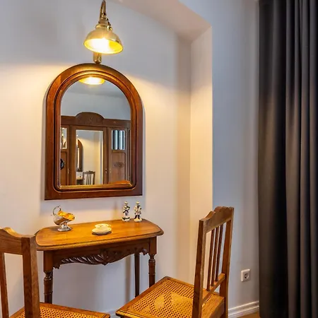 Old Town Luxury 2 Bedroom 65 M2 On 3rd Floor Apartament