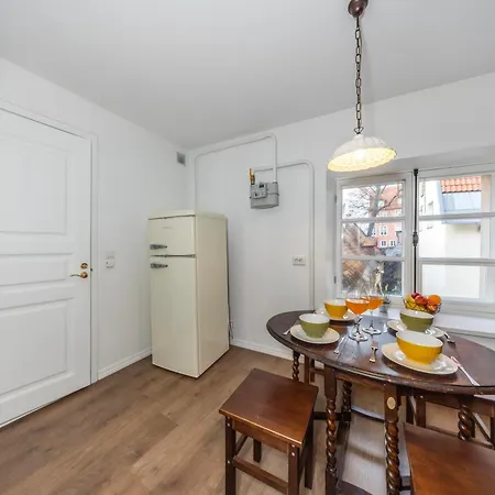 Old Town Luxury 2 Bedroom 65 M2 On 3rd Floor * Talin