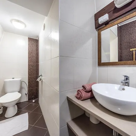 Lägenhet Old Town Luxury 2 Bedroom 65 M2 On 3rd Floor